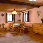 בית נופש In Afritz Near Gerlitzen Center *